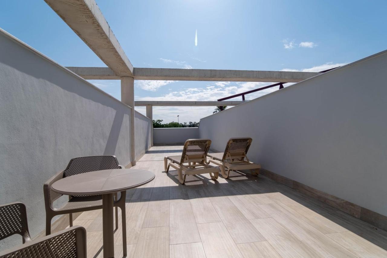 Gelves Aljarafe Suites By Qhotels מראה חיצוני תמונה