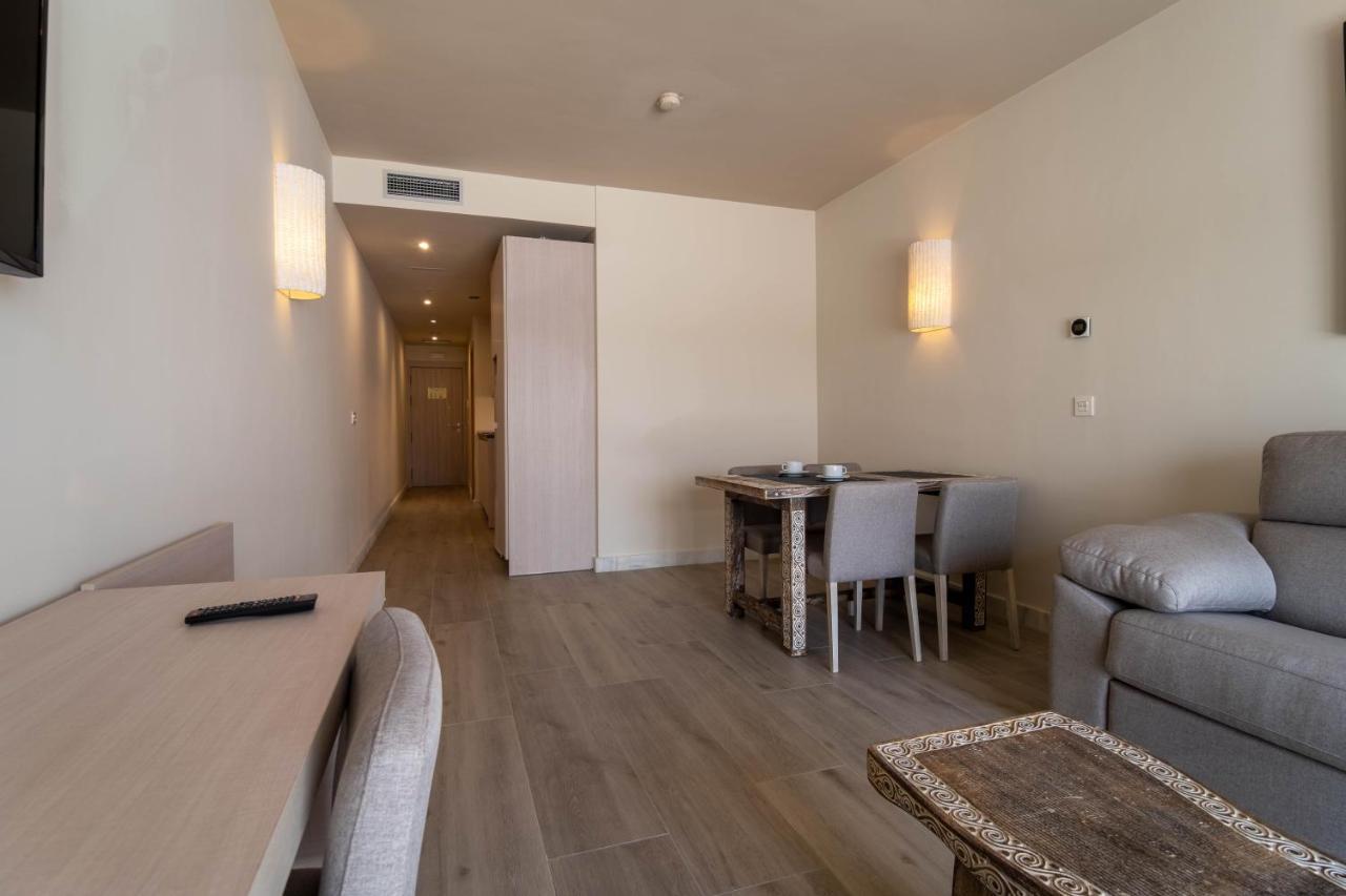 Gelves Aljarafe Suites By Qhotels מראה חיצוני תמונה